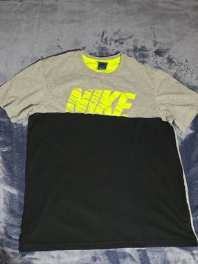 Nike Gray and Black Short-Sleeve Colorblock Tee with Neon Yellow Logo